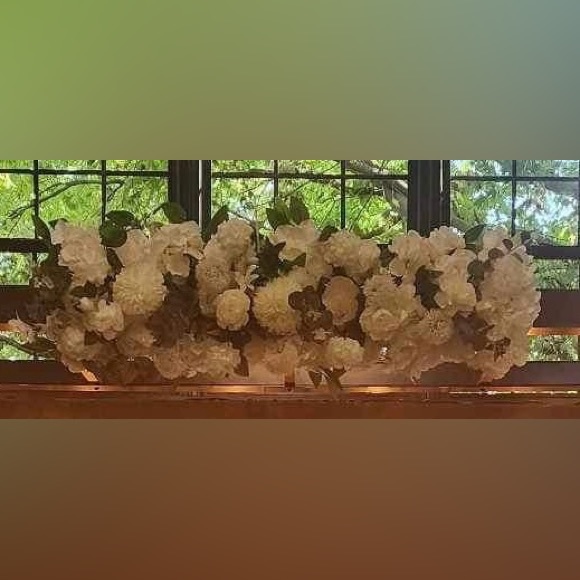 3 Feet/1 Meter Faux Silk White Peony Wedding Flowers - Picture 3 of 3